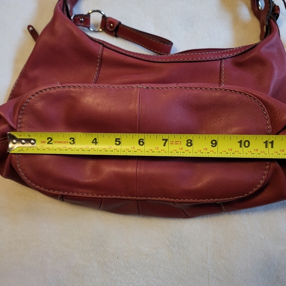 Tiganello Genuine Red Leather Shoulder Bag - Picture 12 of 14